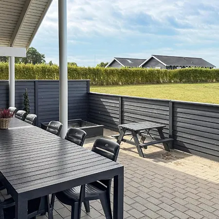 Holiday home Front In With Sauna Bogense